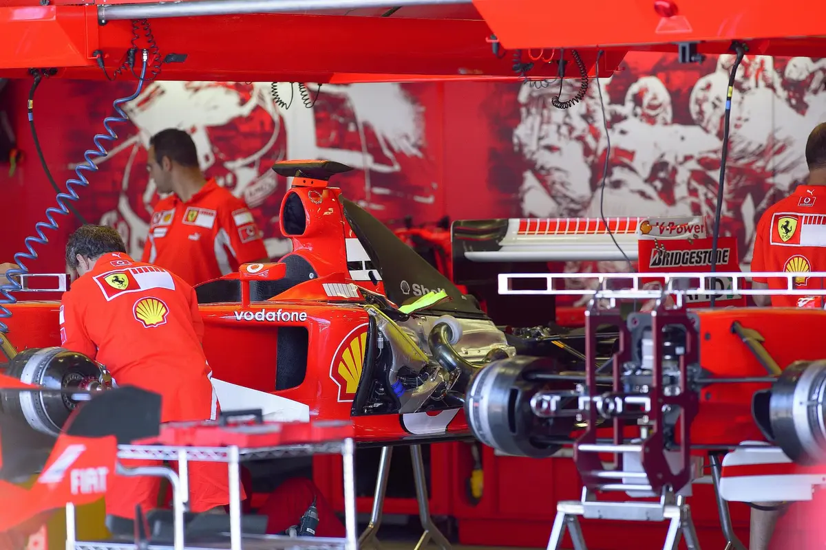 Villeneuve vs Schumacher: The Off-Track Rivalry Explained